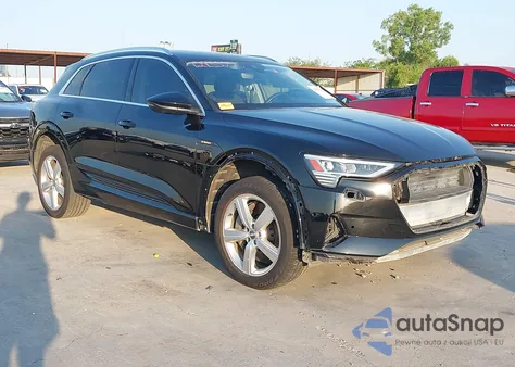 2019 Audi E-Tron Premium Plus из США, поврежденный, VIN WA1LAAGE2KB023105